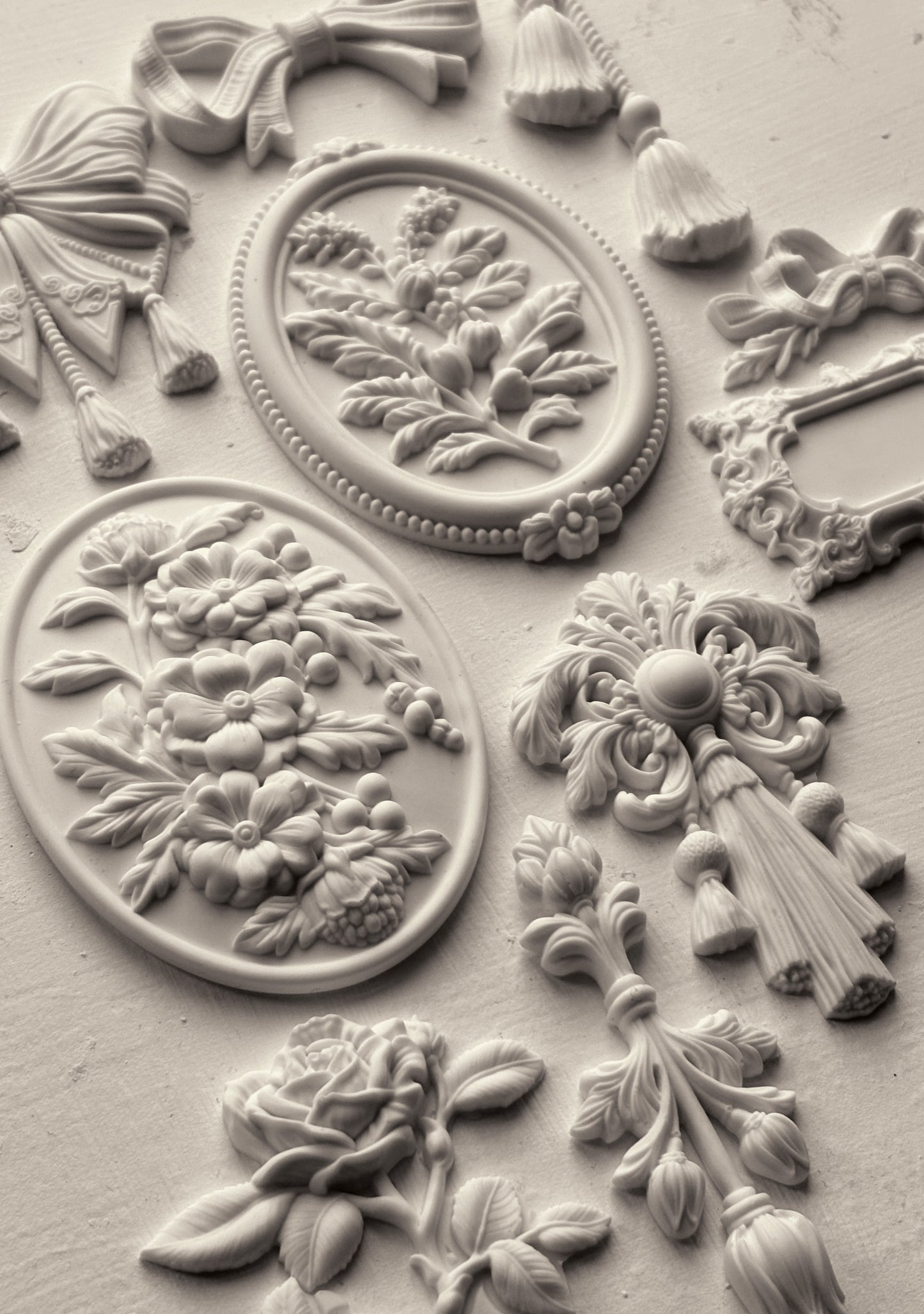 Iron Orchid Designs Victoriana Mould *New