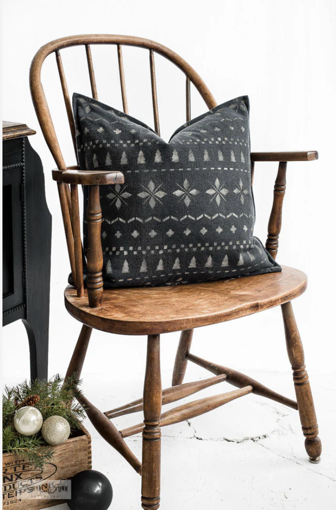 Muddaritaville Stencil by Funky Junk:Poinsettia Christmas Sweater