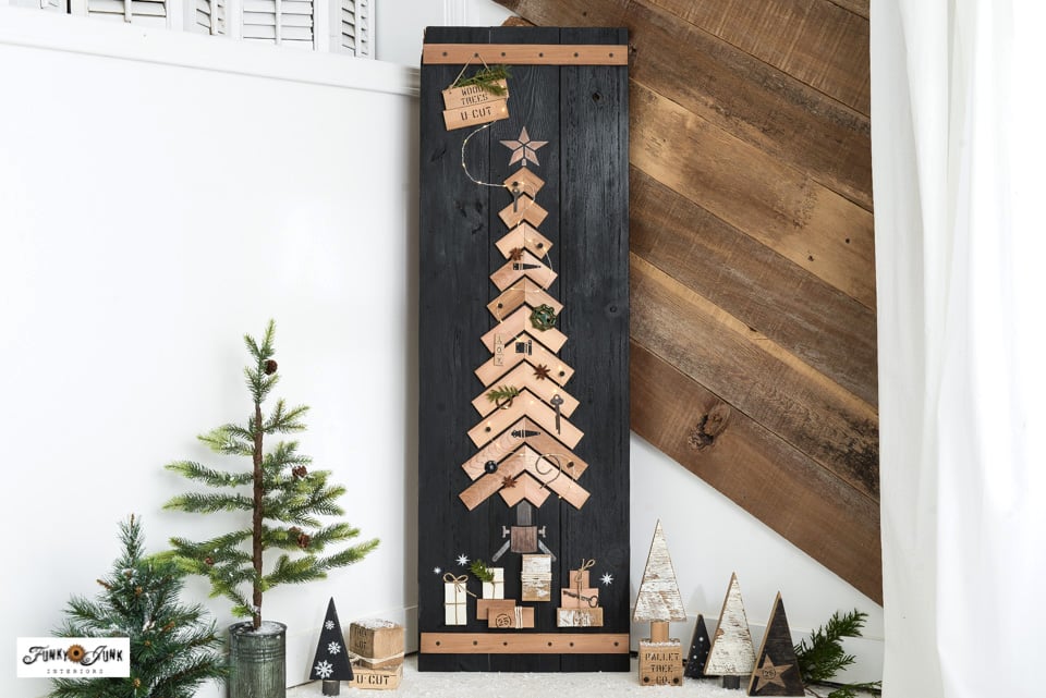 Muddaritaville Stencil by Funky Junk: Chevron Christmas Tree